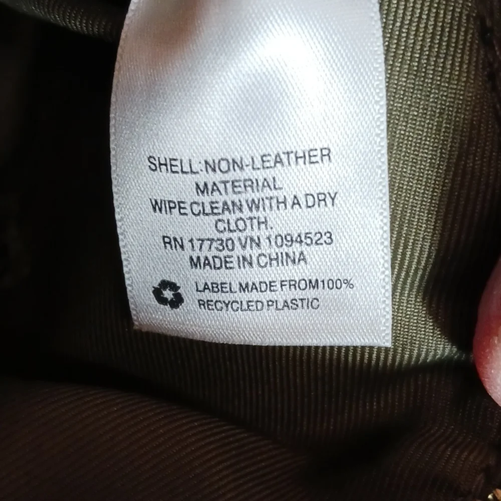 Universal Thread Handbag - Picture 6 of 10